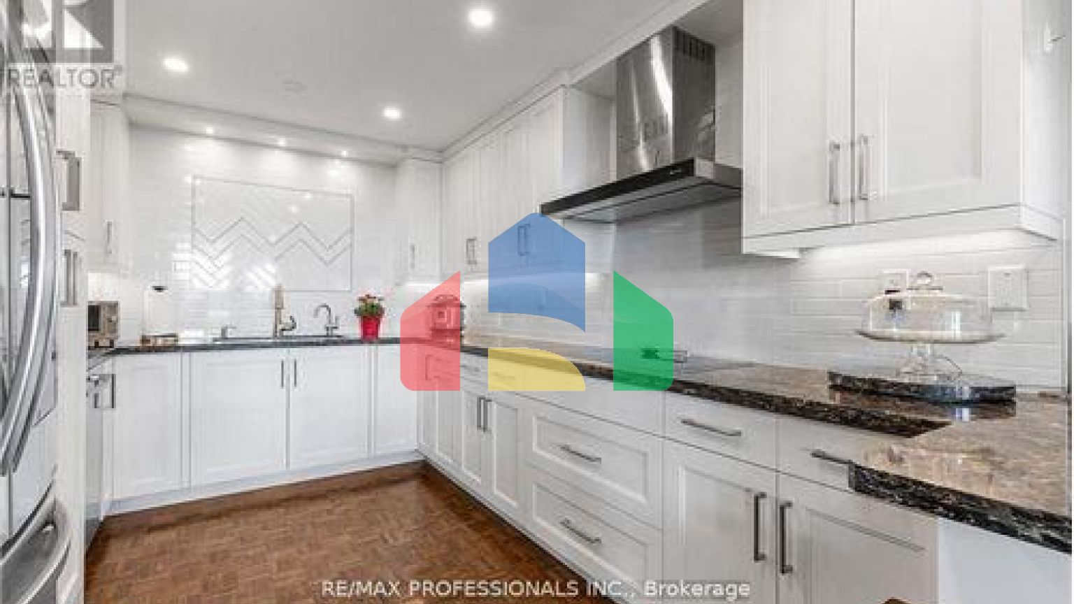 Residential - Condo/Apartment - Toronto, Canada - Canada