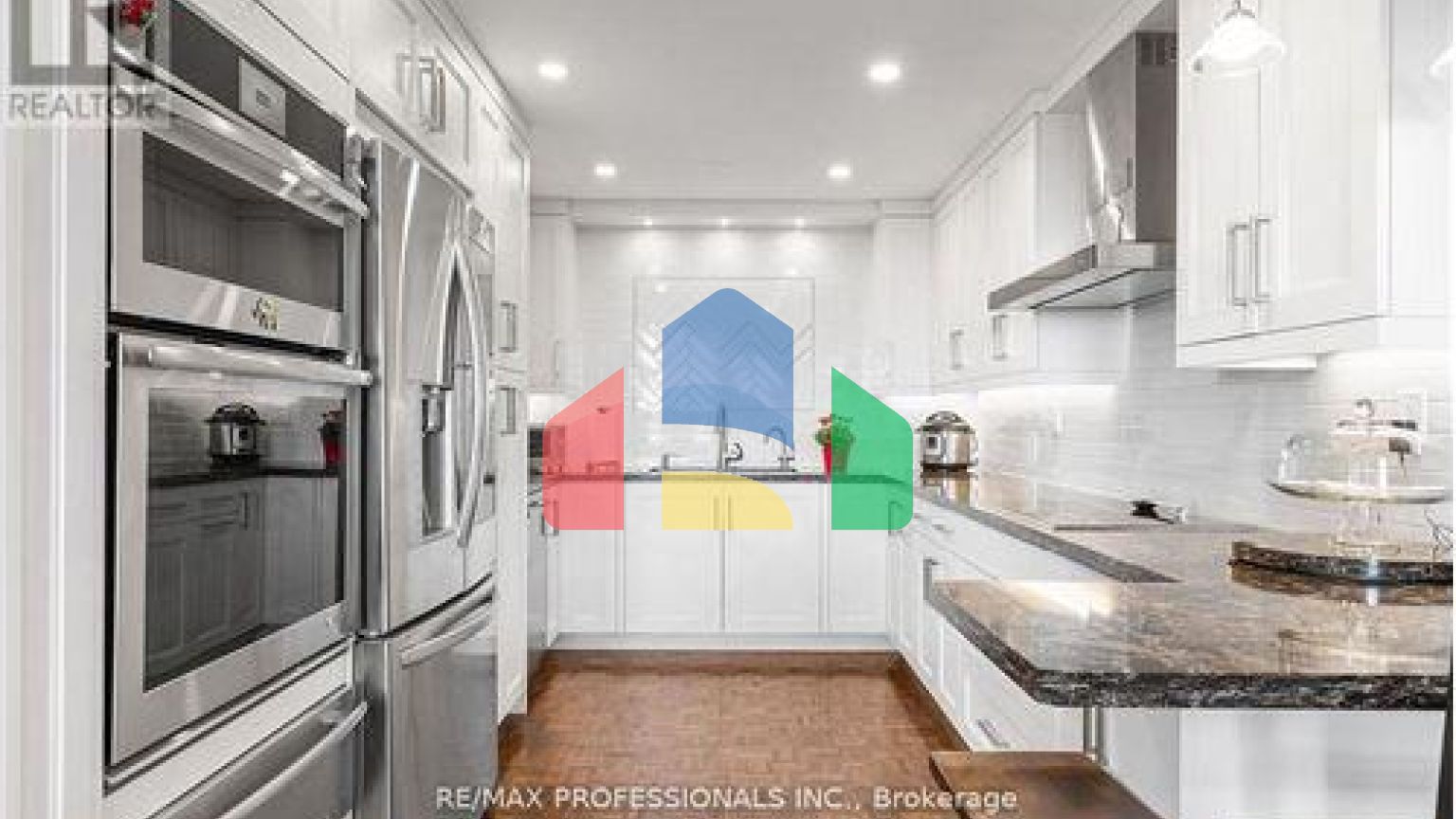 Residential - Condo/Apartment - Toronto, Canada - Canada