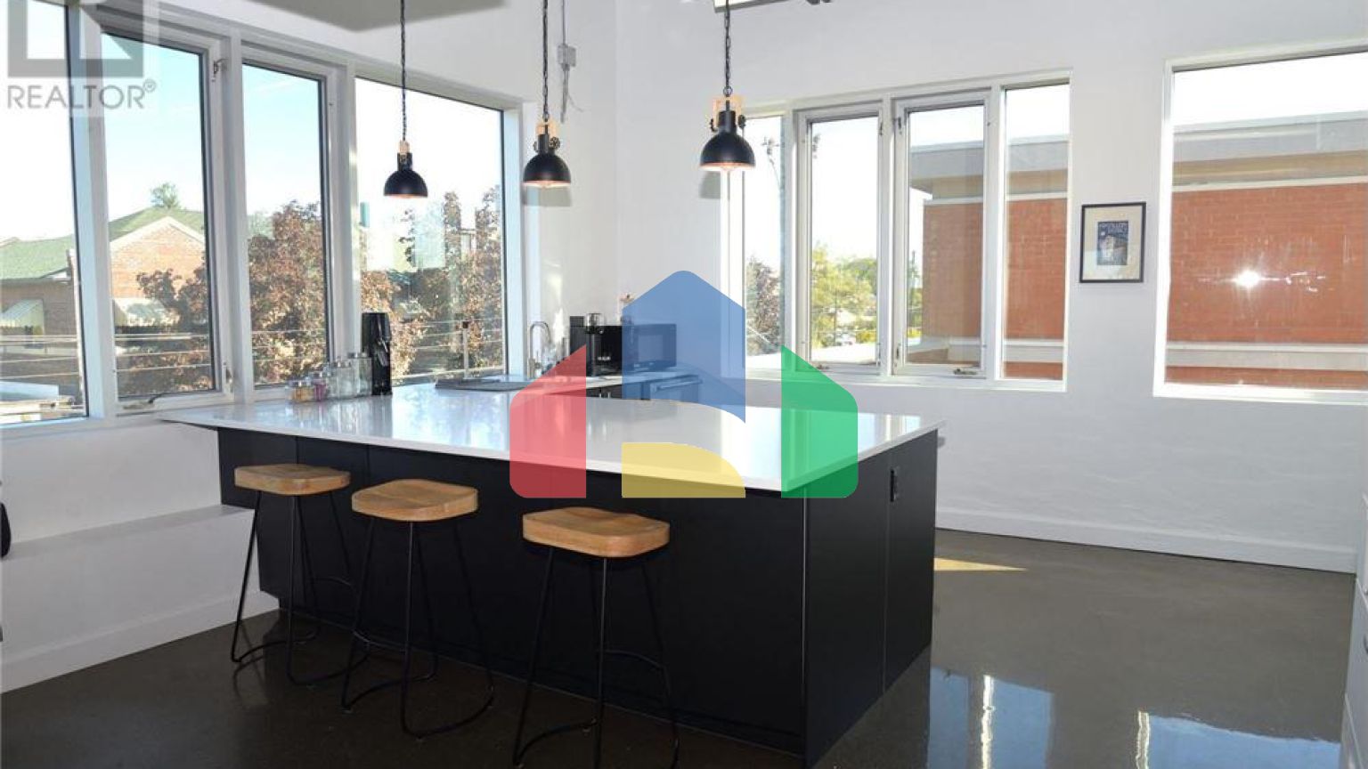 Commercial - Commercial/Retail - Toronto, Canada - Canada