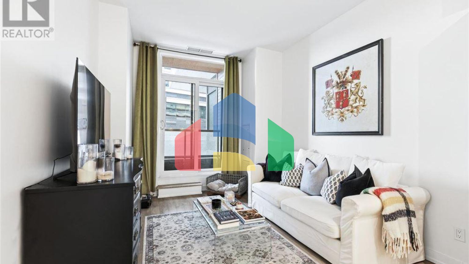 Residential - Single Family Home - Toronto, Canada - Canada