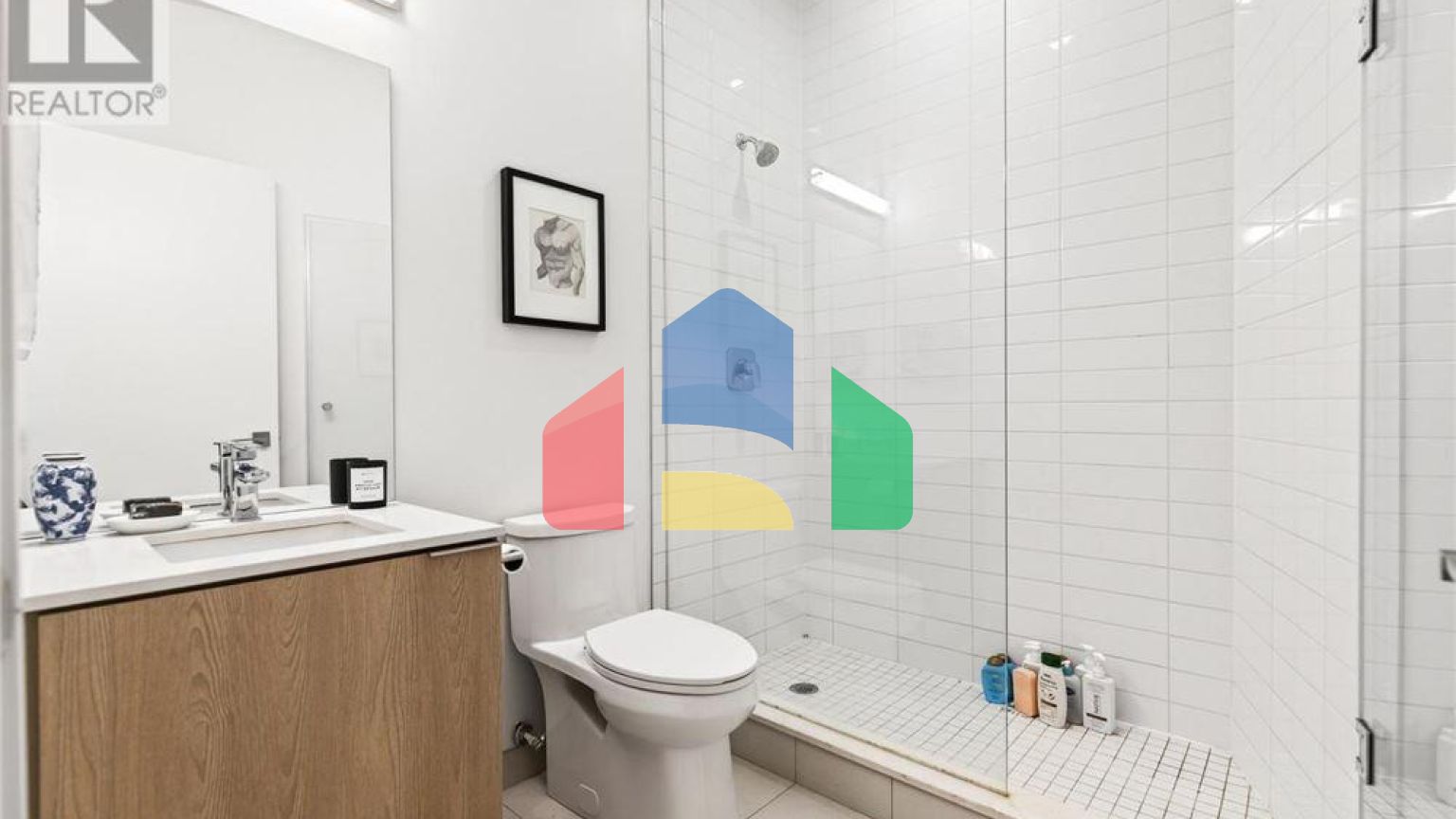 Residential - Single Family Home - Toronto, Canada - Canada