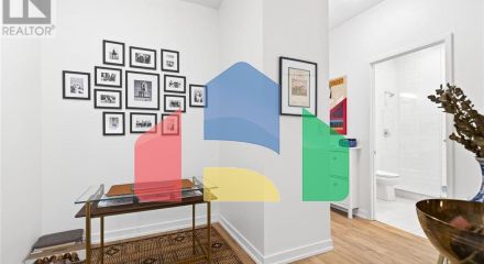 Residential - Single Family Home - Toronto, Canada - Canada