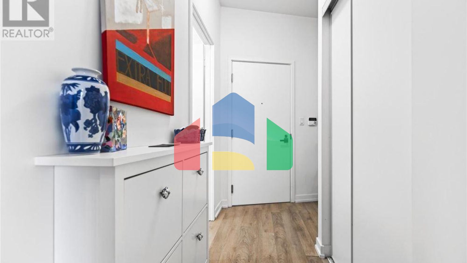 Residential - Single Family Home - Toronto, Canada - Canada