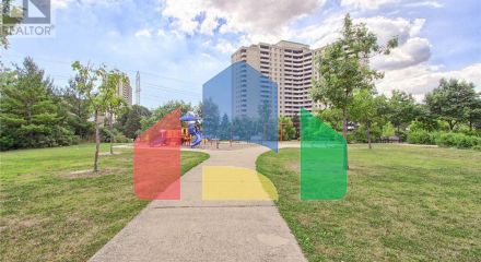Residential - Single Family Home - Toronto, Canada - Canada