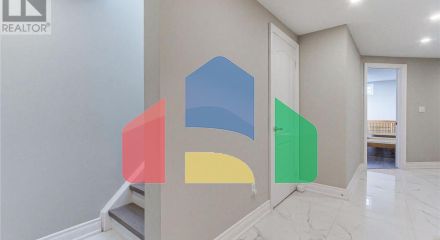 Residential - Single Family Home - Toronto, Canada - Canada