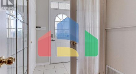 Residential - Single Family Home - Toronto, Canada - Canada