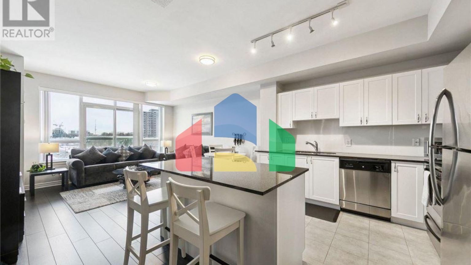 Residential - Single Family Home - Toronto, Canada - Canada