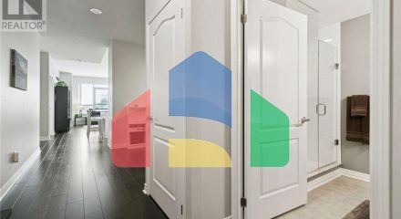 Residential - Single Family Home - Toronto, Canada - Canada