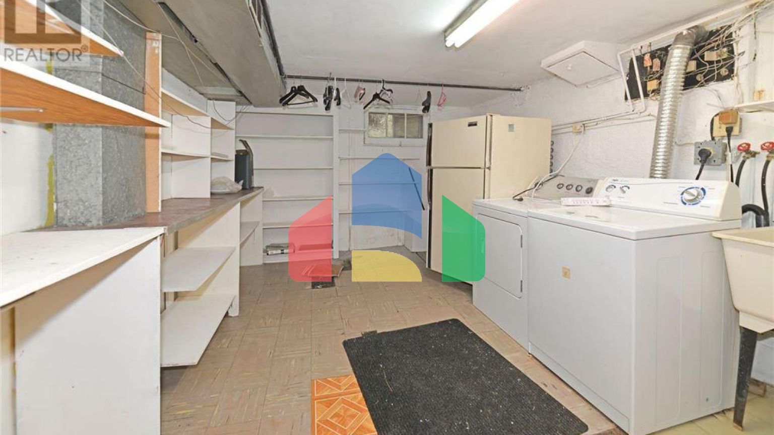 Residential - Single Family Home - Toronto, Canada - Canada