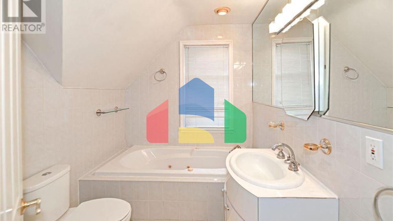 Residential - Single Family Home - Toronto, Canada - Canada