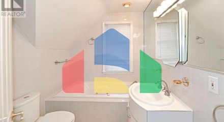 Residential - Single Family Home - Toronto, Canada - Canada