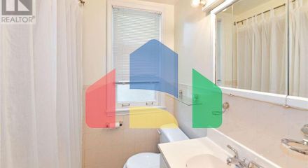 Residential - Single Family Home - Toronto, Canada - Canada