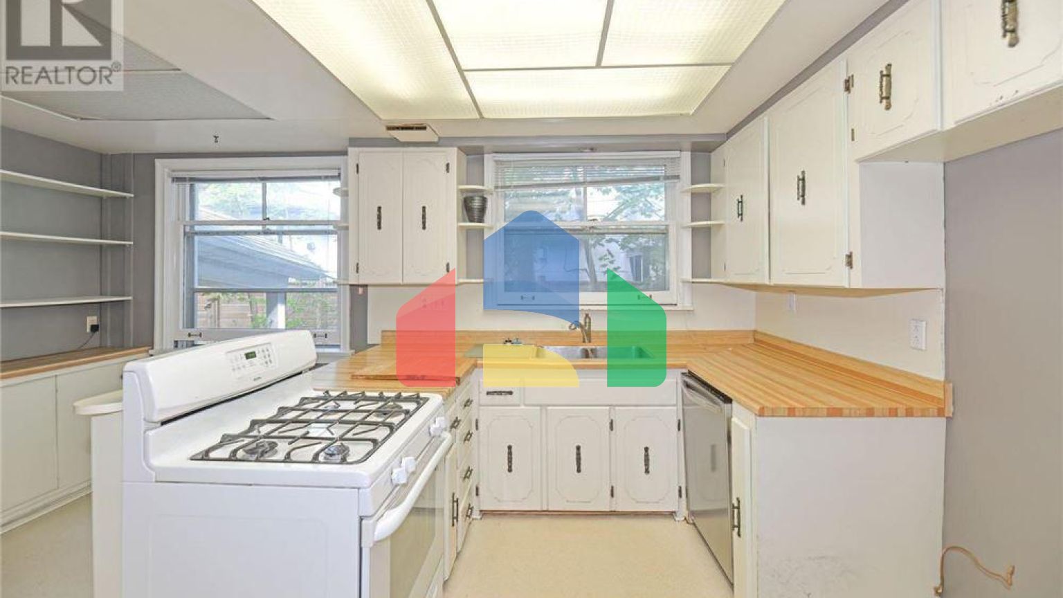 Residential - Single Family Home - Toronto, Canada - Canada