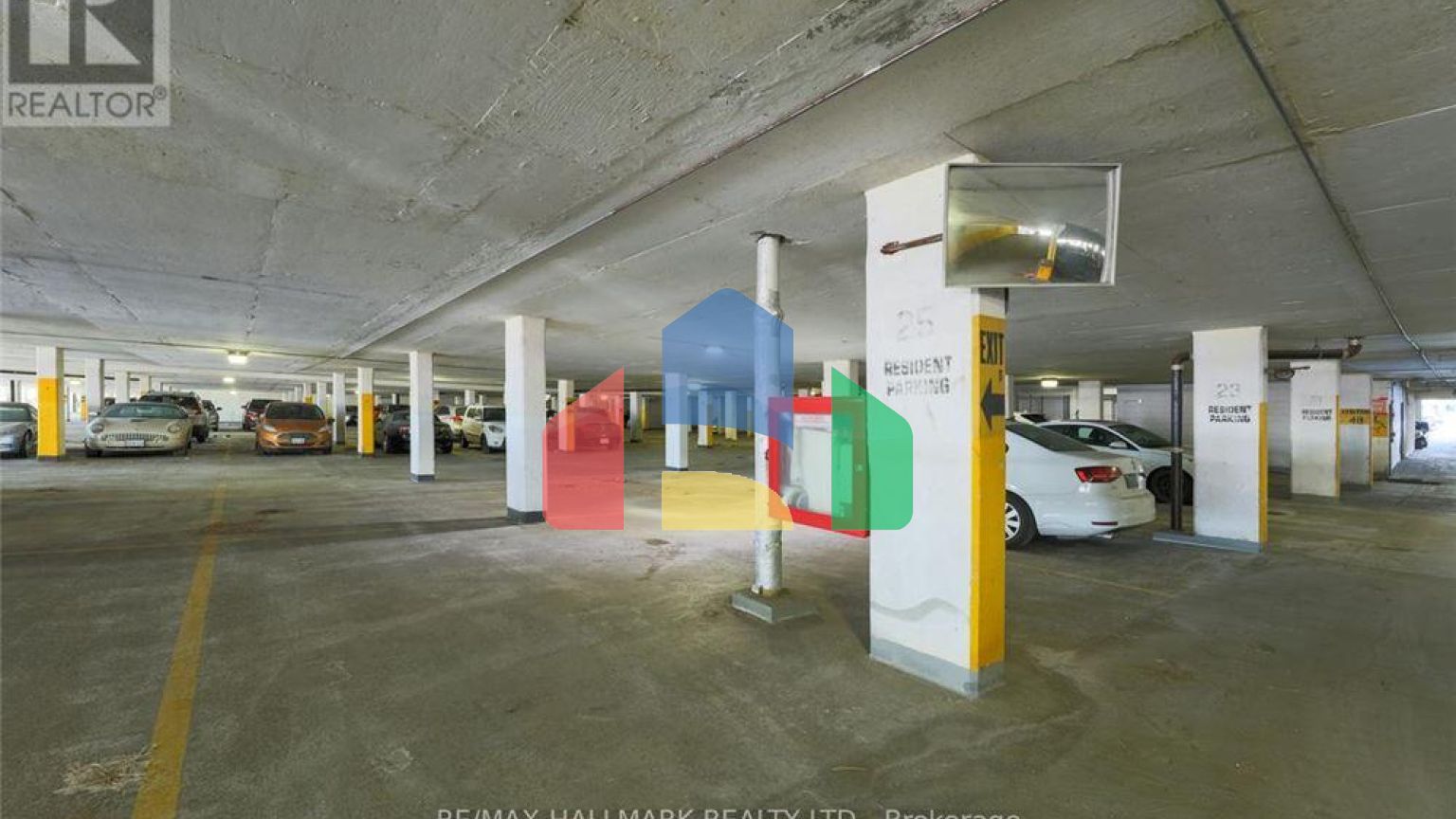 Residential - Single Family Home - Toronto, Canada - Canada