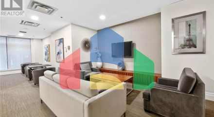 Residential - Single Family Home - Toronto, Canada - Canada