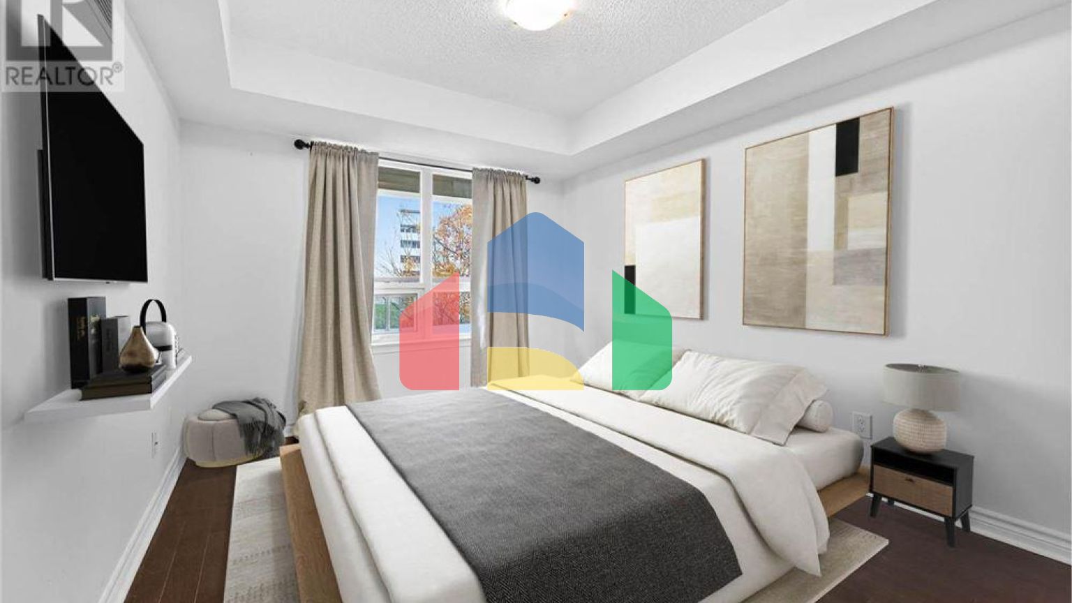 Residential - Single Family Home - Toronto, Canada - Canada