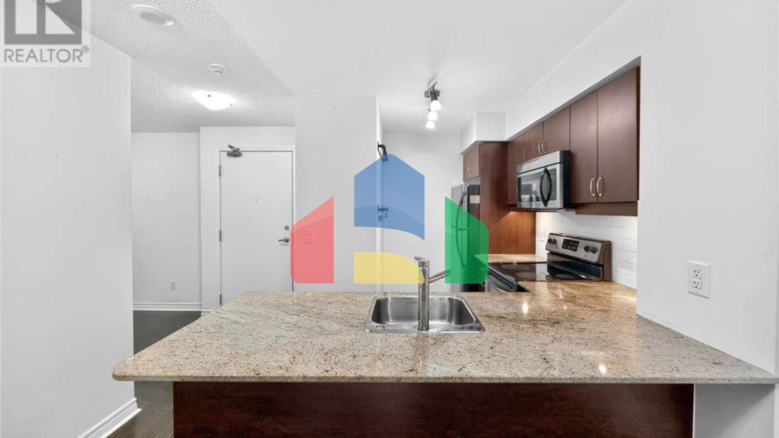 Residential - Single Family Home - Toronto, Canada - Canada