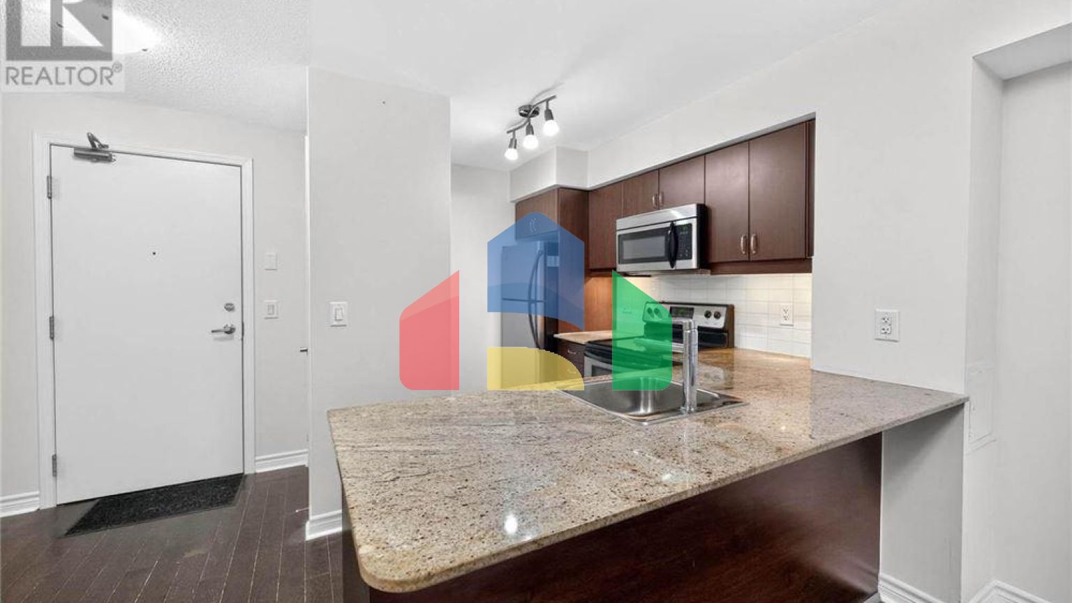 Residential - Single Family Home - Toronto, Canada - Canada