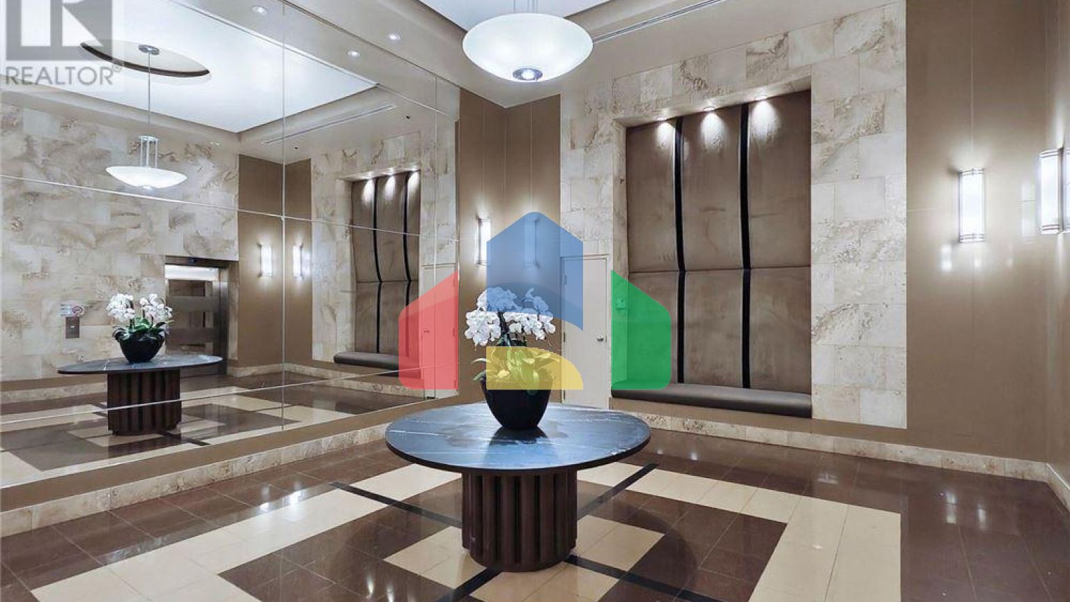 Residential - Single Family Home - Toronto, Canada - Canada