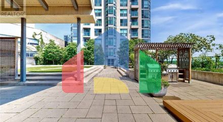 Residential - Single Family Home - Toronto, Canada - Canada