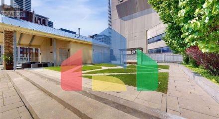 Residential - Single Family Home - Toronto, Canada - Canada