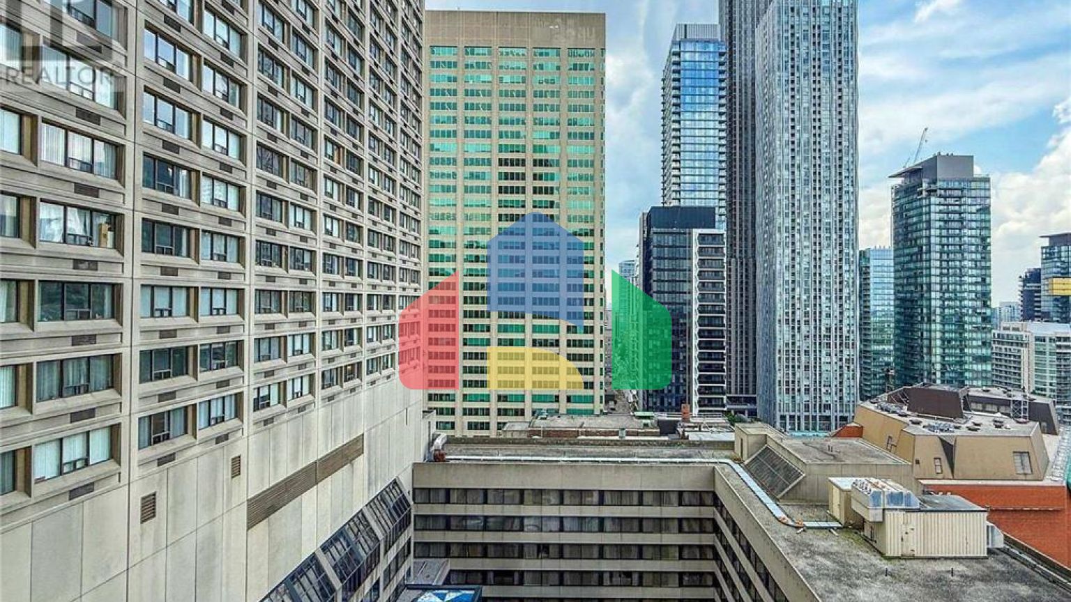 Residential - Single Family Home - Toronto, Canada - Canada