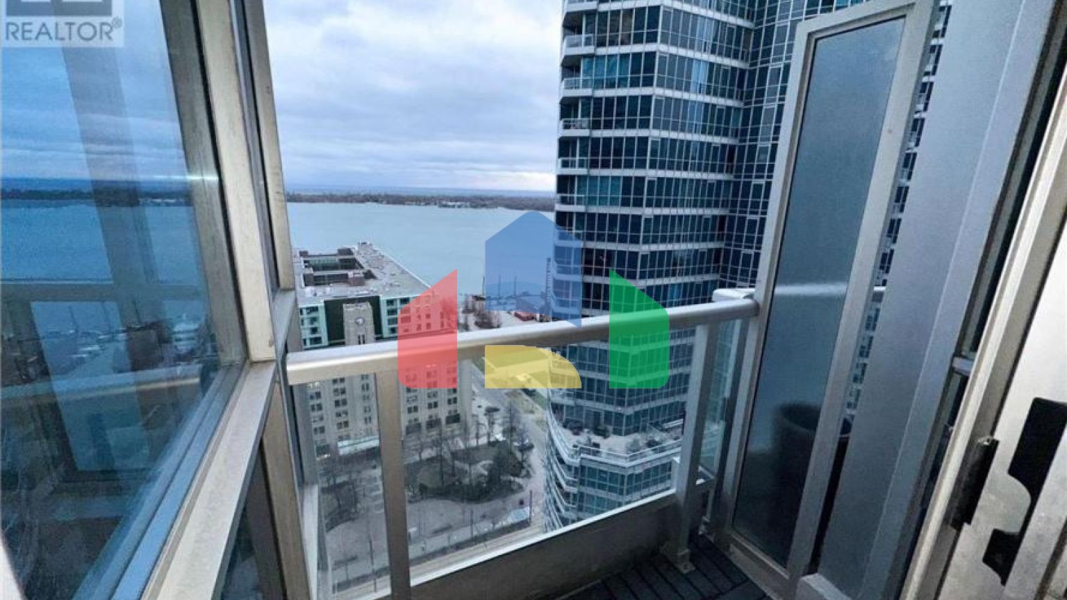 Residential - Condo/Apartment - Toronto, Canada - Canada