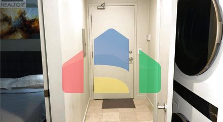 Residential - Condo/Apartment - Toronto, Canada - Canada