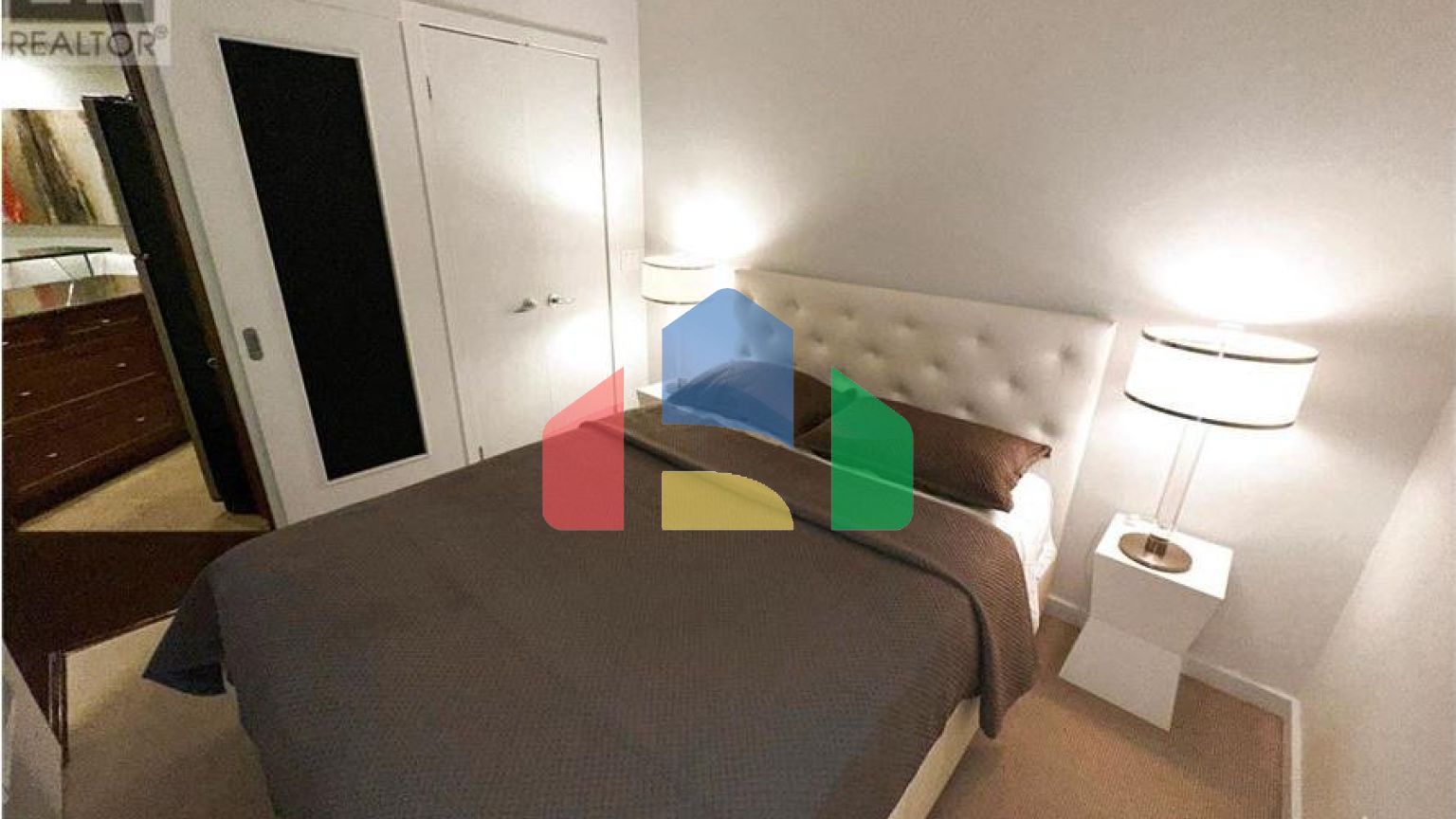 Residential - Condo/Apartment - Toronto, Canada - Canada