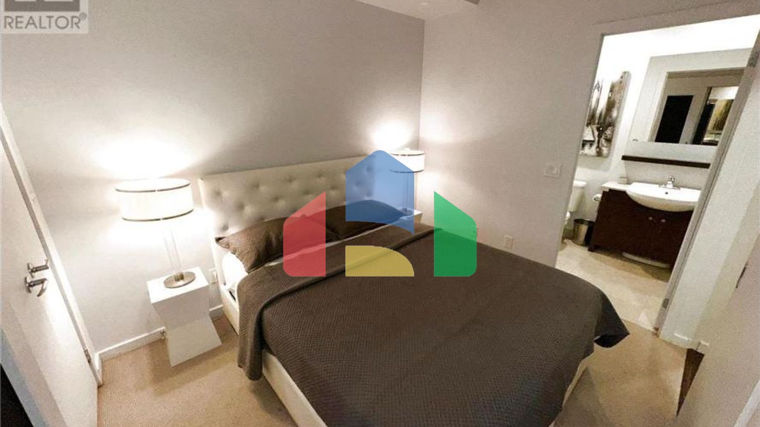 Residential - Condo/Apartment - Toronto, Canada - Canada