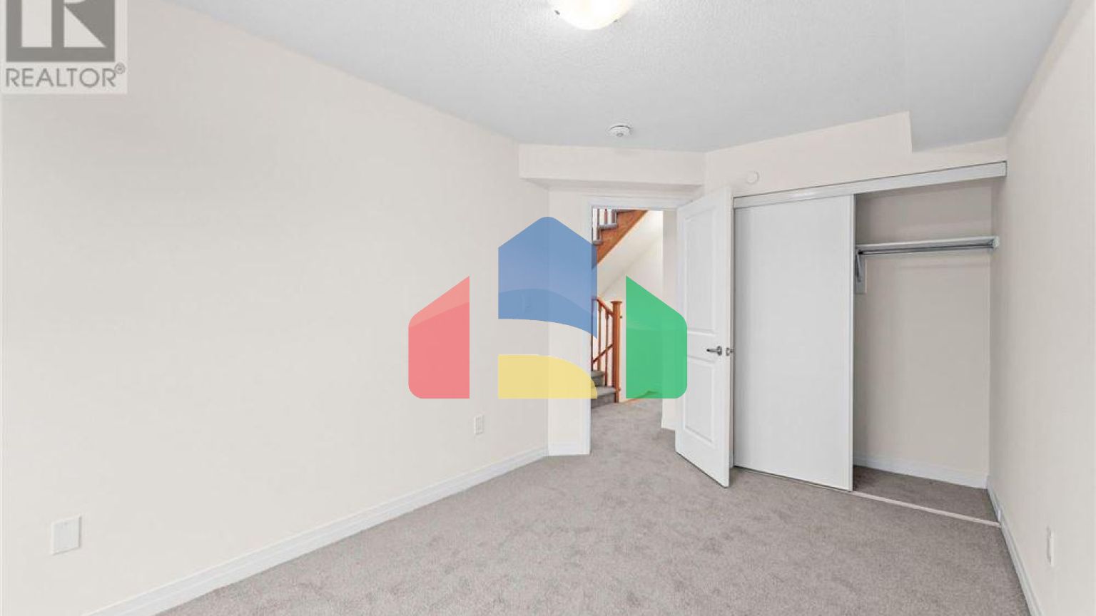 Residential - Townhouse - Toronto, Canada - Canada