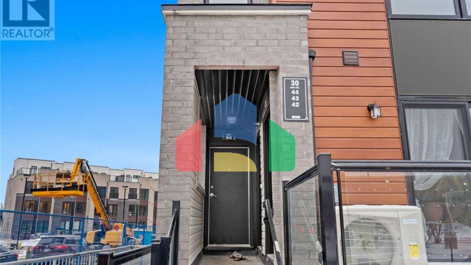 Residential - Townhouse - Toronto, Canada - Canada