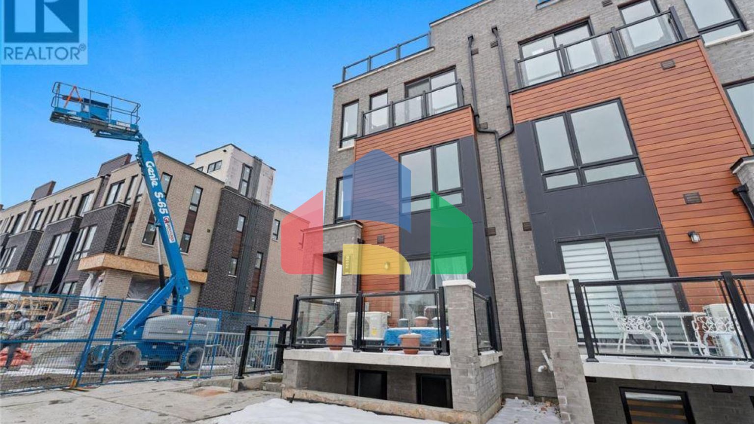 Residential - Townhouse - Toronto, Canada - Canada