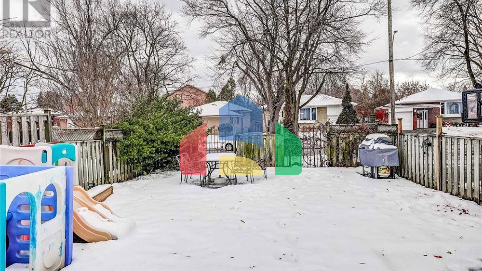 Residential - Single Family Home - Toronto, Canada - Canada