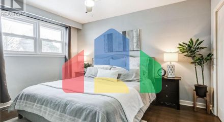 Residential - Single Family Home - Toronto, Canada - Canada