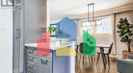 Residential - Single Family Home - Toronto, Canada - Canada