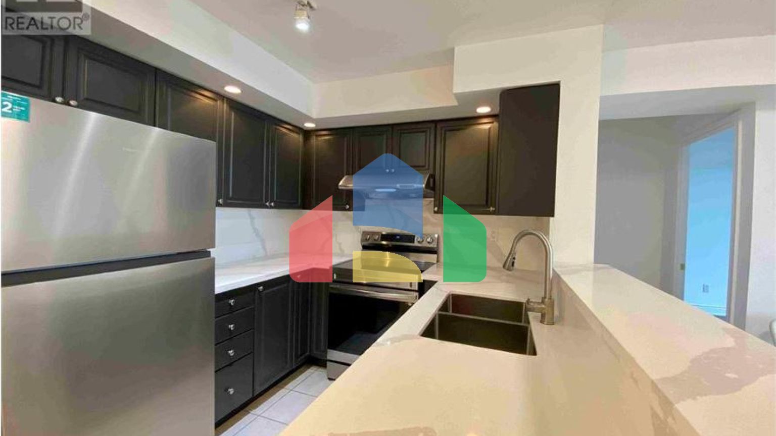 Residential - Condo/Apartment - Toronto, Canada - Canada