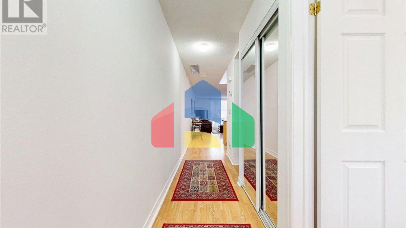 Residential - Townhouse - Toronto, Canada - Canada