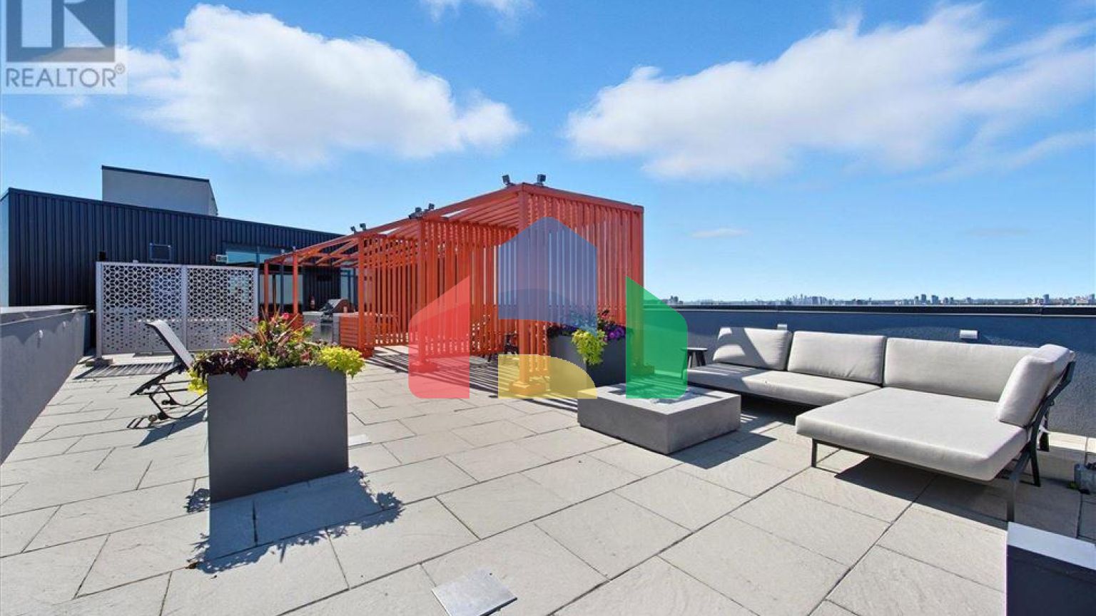 Residential - Condo/Apartment - Toronto, Canada - Canada