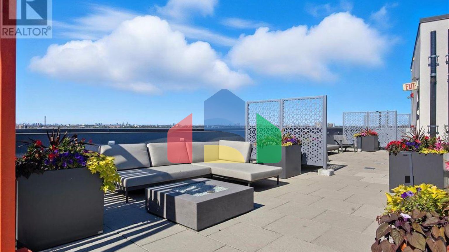 Residential - Condo/Apartment - Toronto, Canada - Canada