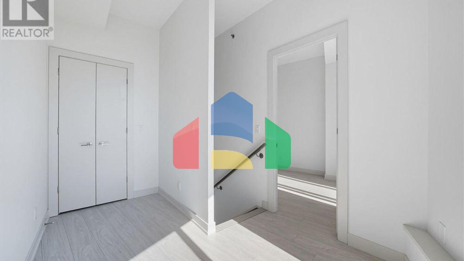 Residential - Condo/Apartment - Toronto, Canada - Canada