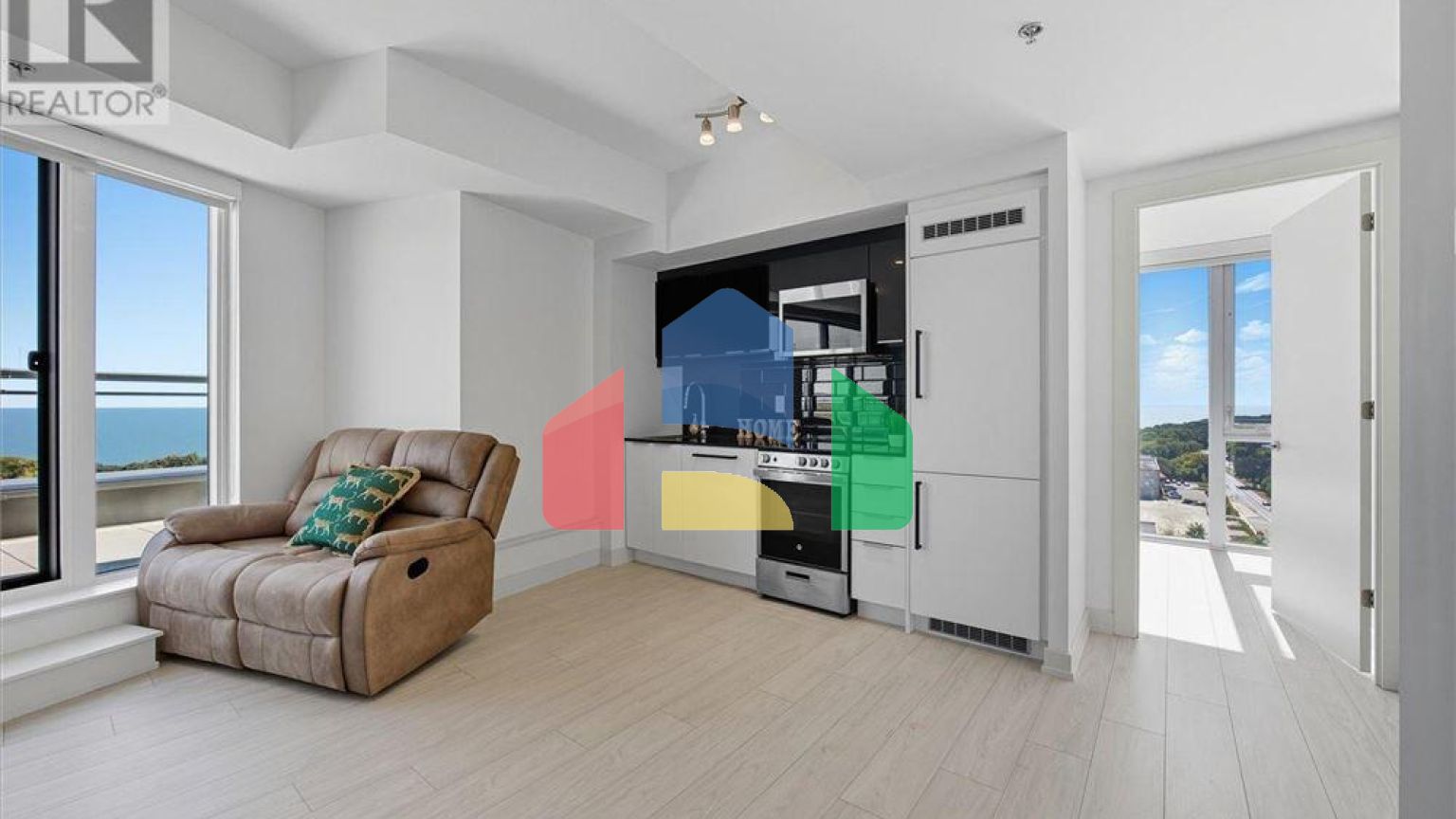 Residential - Condo/Apartment - Toronto, Canada - Canada