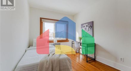 Residential - Single Family Home - Toronto, Canada - Canada