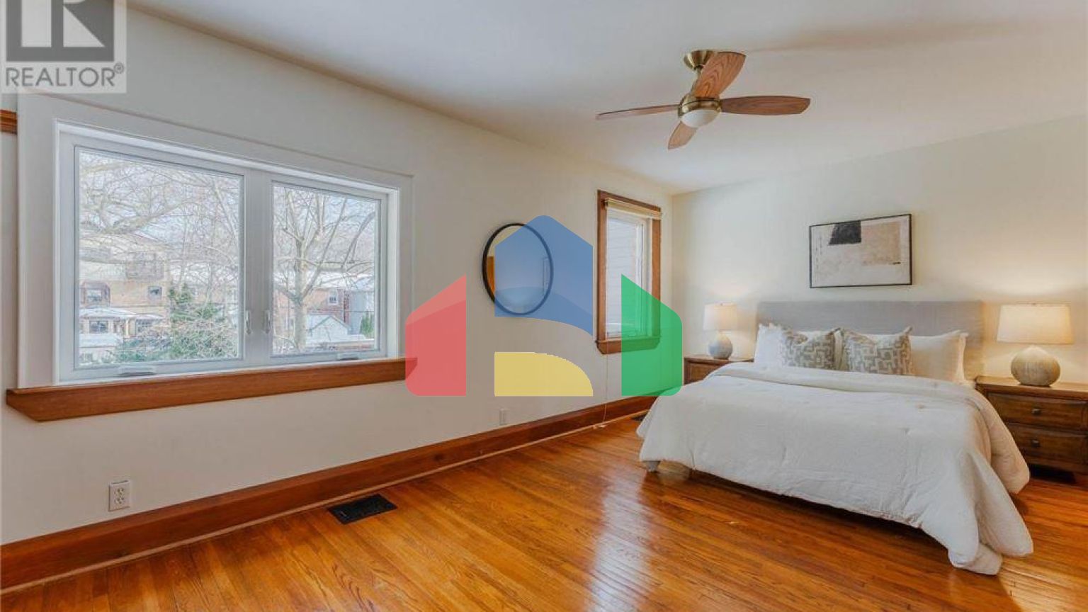 Residential - Single Family Home - Toronto, Canada - Canada