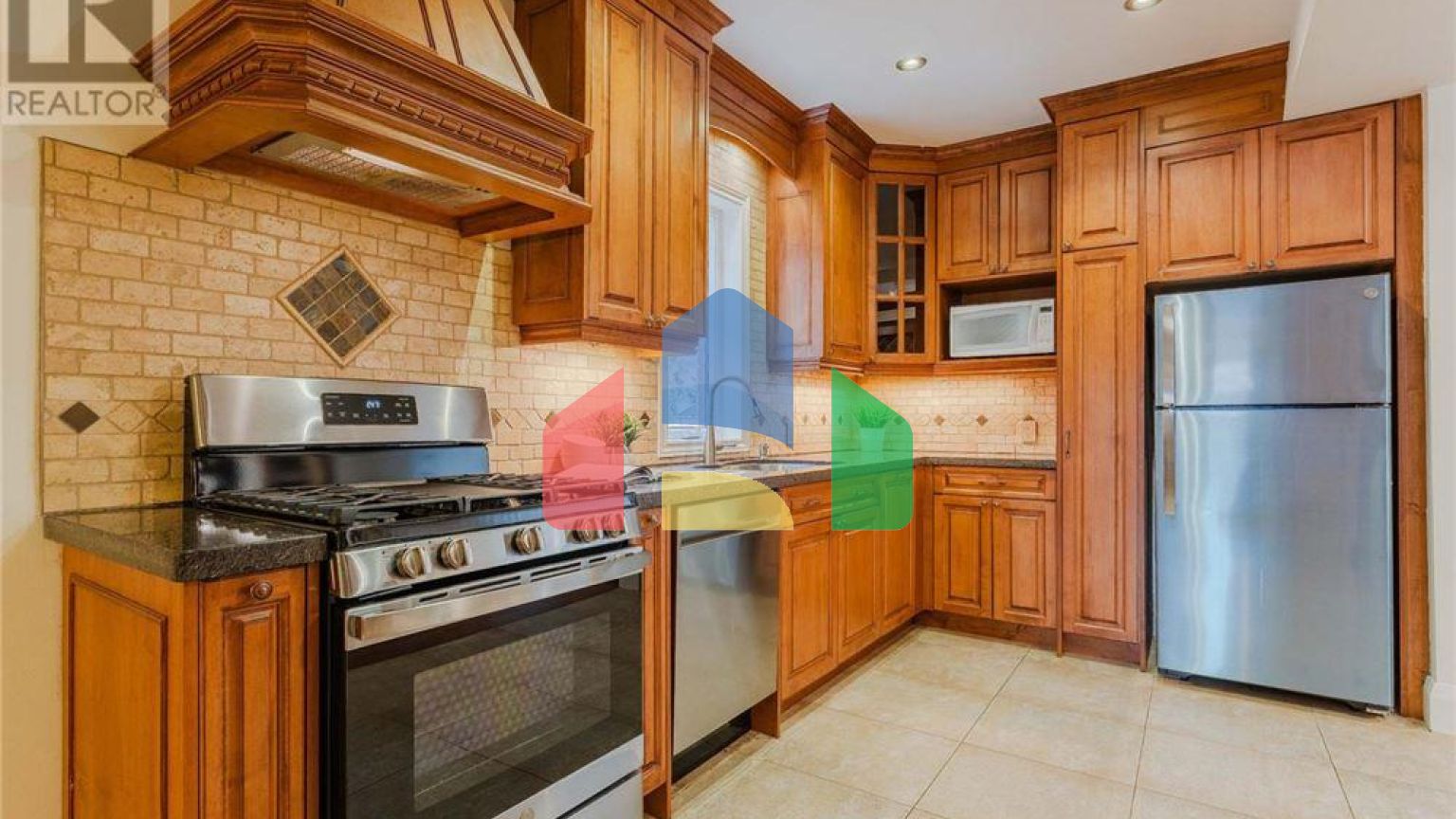 Residential - Single Family Home - Toronto, Canada - Canada