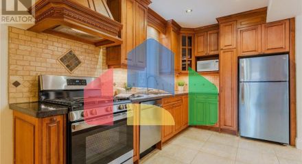 Residential - Single Family Home - Toronto, Canada - Canada