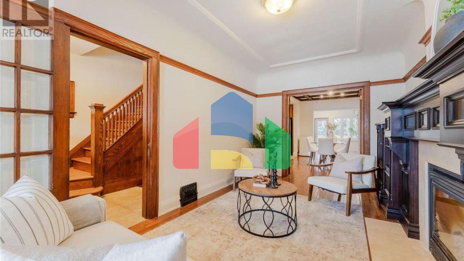 Residential - Single Family Home - Toronto, Canada - Canada