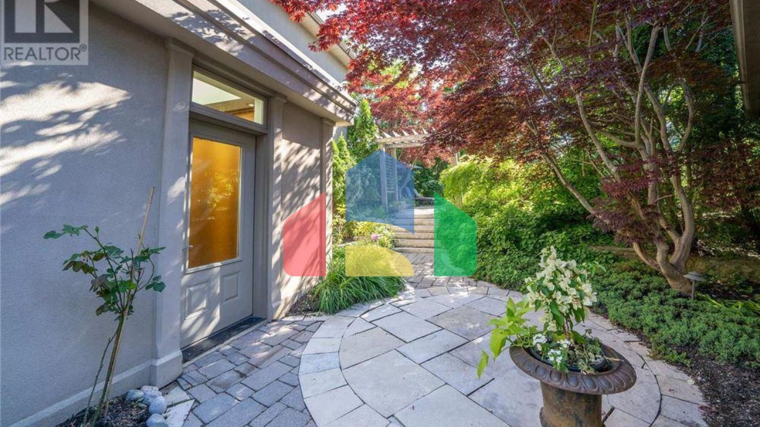 Residential - Single Family Home - Toronto, Canada - Canada