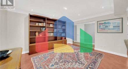 Residential - Single Family Home - Toronto, Canada - Canada