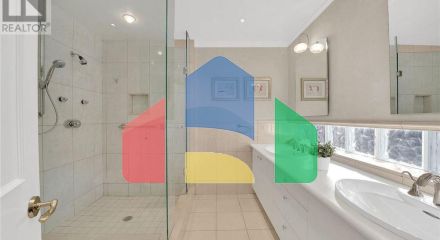 Residential - Single Family Home - Toronto, Canada - Canada